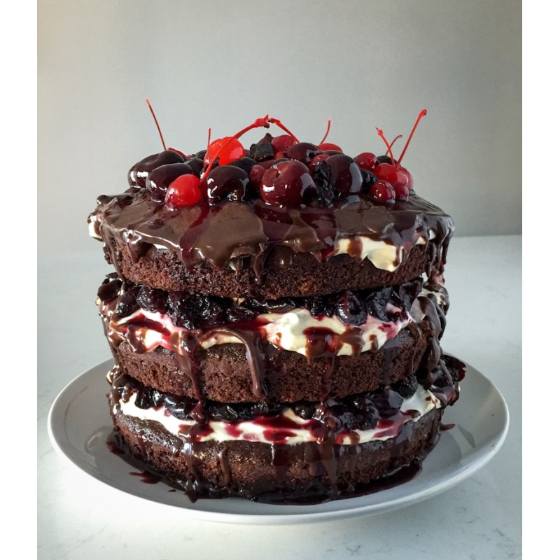 Black Forest Cake - Antonia Golden Sweets